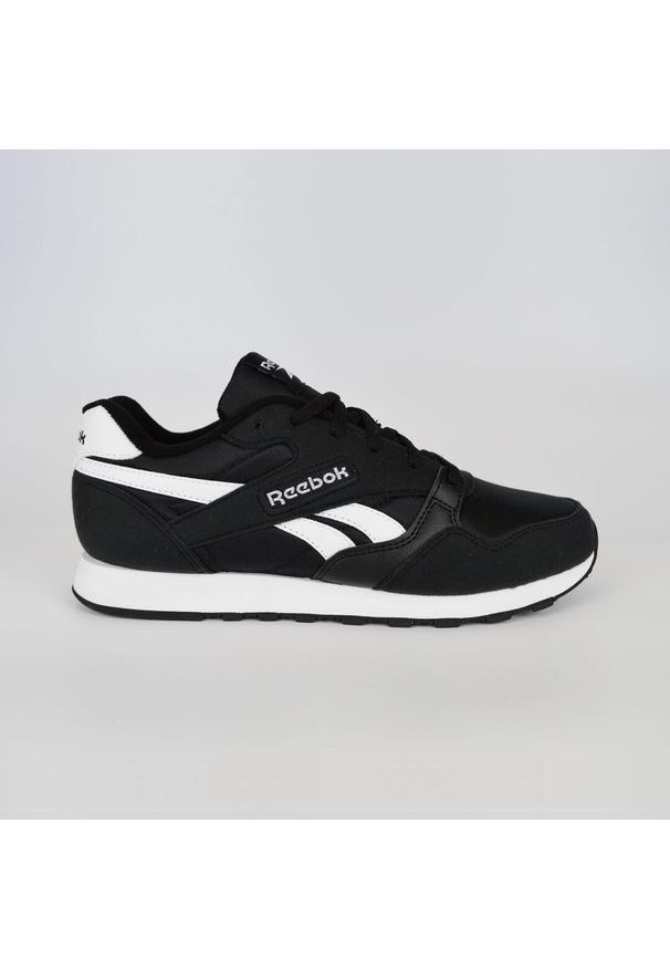 Buty lifestyle damskie Reebok Ultra Flash 100034154. Kolor: czarny. Sport: turystyka piesza