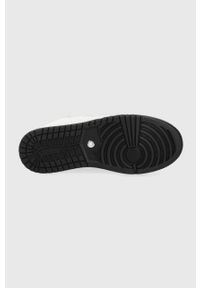Answear Lab sneakersy kolor biały. Nosek buta: okrągły. Zapięcie: sznurówki. Kolor: biały #2