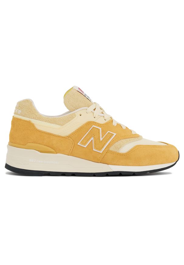 Buty unisex New Balance U997AC - żółte. Kolor: żółty. Materiał: zamsz, materiał, syntetyk