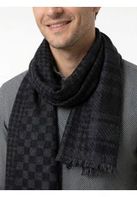 Lekki Szalik Wiosenno-Jesienny - Teer - Czarno-Grafitowy. Okazja: na spacer. Kolor: czarny, szary, wielokolorowy. Materiał: poliester. Sezon: wiosna, jesień. Styl: elegancki #4