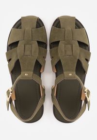 Born2be - Zielone Sandały Gladiatorki z Imitacji Nubuku z Klamerką Belenatia. Zapięcie: pasek. Kolor: zielony. Materiał: nubuk. Sezon: lato. Styl: klasyczny #6