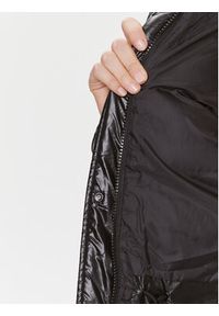 Calvin Klein Kurtka puchowa K20K206270 Czarny Regular Fit. Kolor: czarny. Materiał: syntetyk