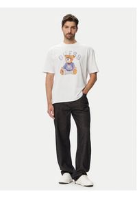 Guess T-Shirt M6YI75K5409 Biały Regular Fit. Kolor: biały. Materiał: bawełna #5