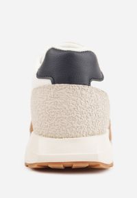 Born2be - Beżowe Buty Sportowe Sneakersy z Ozdobnymi Naszyciami Aerylia. Kolor: beżowy. Materiał: jeans. Wzór: aplikacja #3