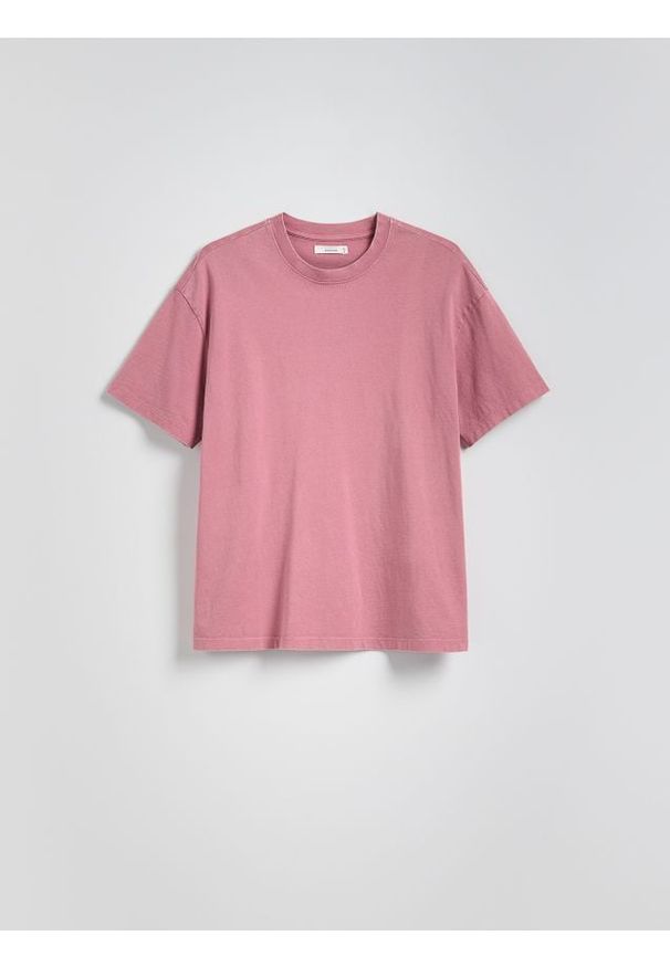Reserved - T-shirt z efektem sprania - jasnofioletowy. Kolor: fioletowy. Materiał: bawełna, dzianina