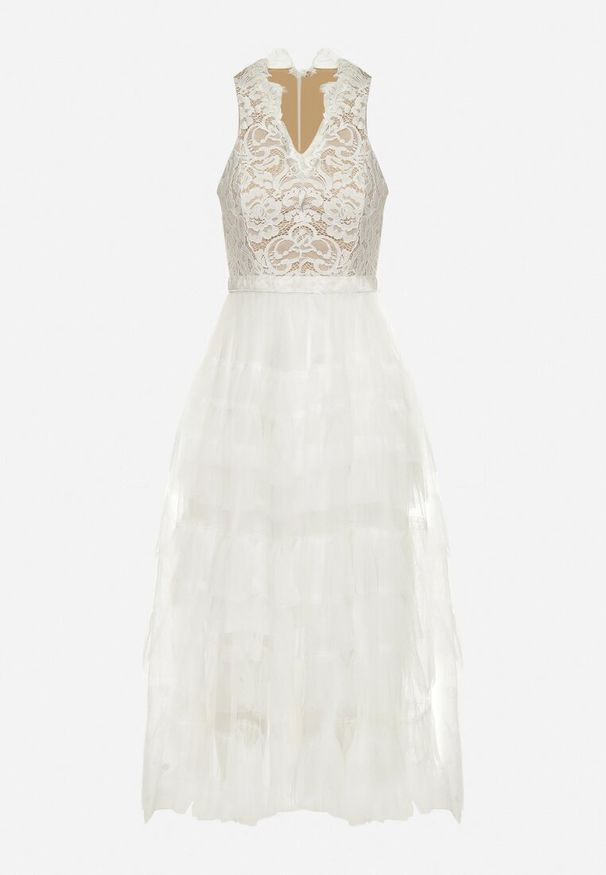 Born2be - Biała Sukienka Maxi z Koronką i Siateczkowymi Falbanami Danela. Okazja: na imprezę. Kolor: biały. Materiał: koronka. Wzór: koronka. Długość: maxi