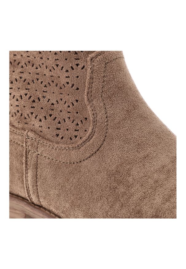 Brązowe Botki S.Barski Eleganckie Obuwie Damskie. Okazja: na co dzień. Kolor: brązowy. Materiał: jeans, materiał. Wzór: ażurowy, aplikacja. Obcas: na obcasie. Styl: elegancki. Wysokość obcasa: niski