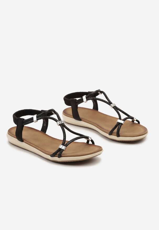 Renee - Czarne Wsuwane Sandały z Wkładką z Imitacji Skóry Ozdobione Cyrkoniami Deloema. Okazja: na co dzień. Zapięcie: bez zapięcia. Kolor: czarny. Wzór: aplikacja. Materiał: skóra. Sezon: lato. Obcas: na obcasie. Styl: casual, elegancki. Wysokość obcasa: niski