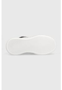 Karl Lagerfeld sneakersy skórzane KREEPER LO kolor biały KL42323. Nosek buta: okrągły. Kolor: biały. Materiał: skóra. Obcas: na platformie #3
