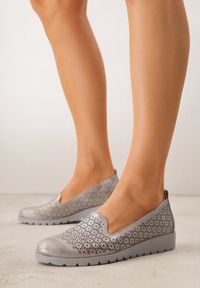 Born2be - Szare Półbuty na Koturnie ze Skórzaną Wkładką i Ażurową Cholewką Arivos. Okazja: na co dzień. Kolor: szary. Materiał: skóra. Szerokość cholewki: normalna. Wzór: ażurowy. Obcas: na koturnie. Styl: casual, elegancki #7