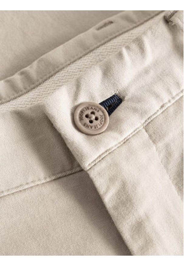 JOOP! Jeans Chinosy 15 JJF-Matthew101 30044301 Beżowy Modern Fit. Kolor: beżowy. Materiał: bawełna