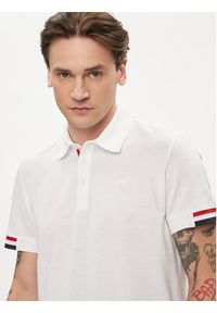 Geox Polo M4510L T2649 F1492 Biały Regular Fit. Typ kołnierza: polo. Kolor: biały. Materiał: bawełna #4
