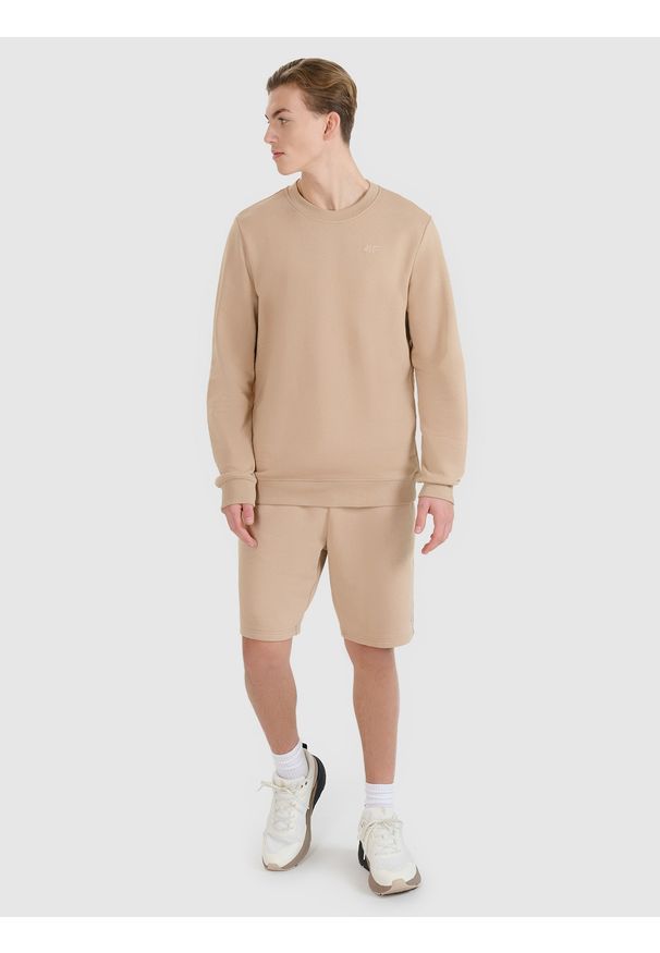 4f - 4F Bluza dresowa nierozpinana bez kaptura męska - beżowa XXL. Okazja: na co dzień. Typ kołnierza: bez kaptura. Kolor: beżowy. Materiał: dresówka. Wzór: gładki, ze splotem. Styl: klasyczny, sportowy, casual
