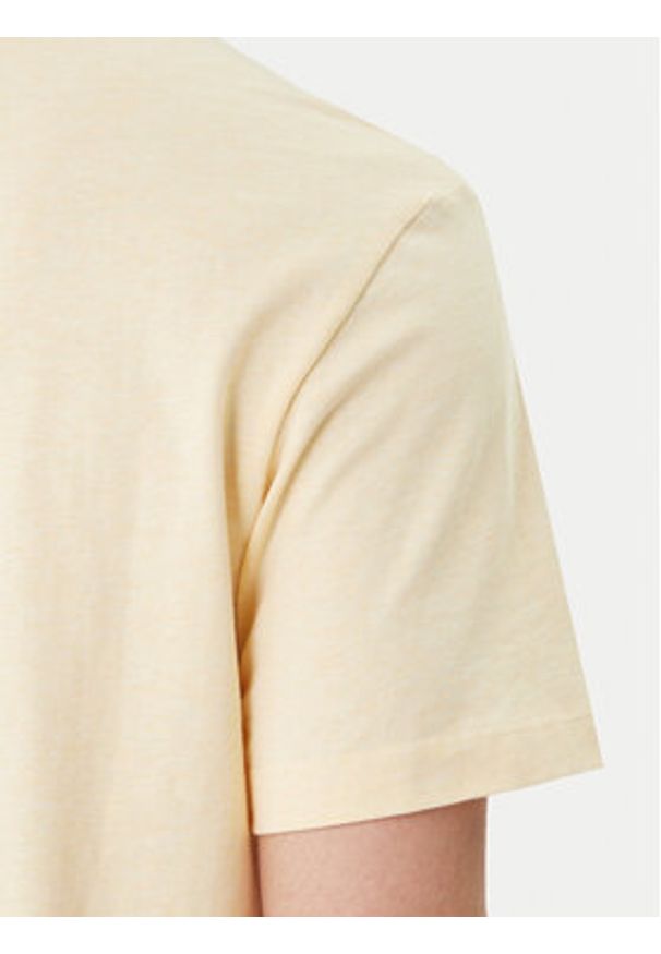 Calvin Klein Jeans T-Shirt Hero Monologo LV04RB862G Żółty Regular Fit. Kolor: żółty. Materiał: bawełna