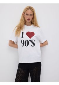 Reserved - T-shirt z nadrukiem - biały. Kolor: biały. Materiał: bawełna. Wzór: nadruk
