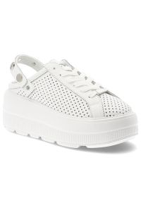 Klapki damskie S.Barski, ze skóry naturalnej licowej ażurowa cholewka platforma sznurowane styl casual, białe, LR61-7088. Okazja: na co dzień. Kolor: biały. Materiał: skóra. Wzór: ażurowy. Sezon: lato. Obcas: na platformie. Styl: casual #1