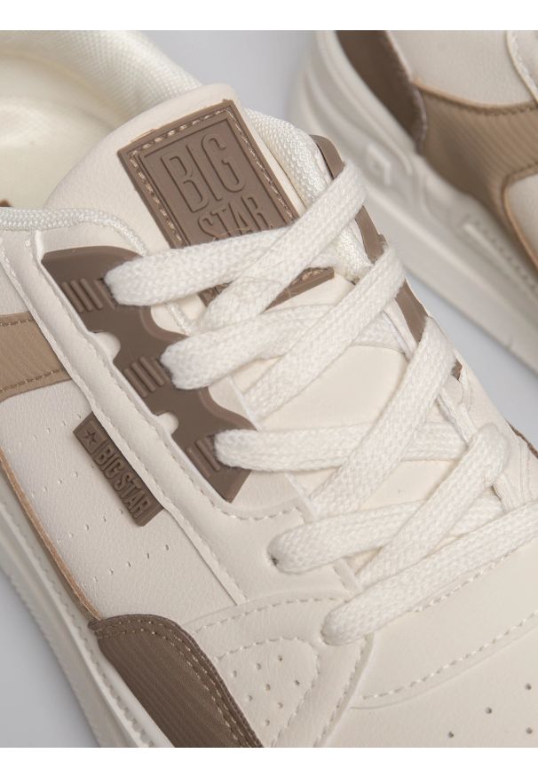 Big-Star - Sneakersy damskie beżowe OO274A151 801. Okazja: na spacer, na co dzień. Nosek buta: okrągły. Kolor: beżowy. Materiał: skóra ekologiczna. Sport: turystyka piesza
