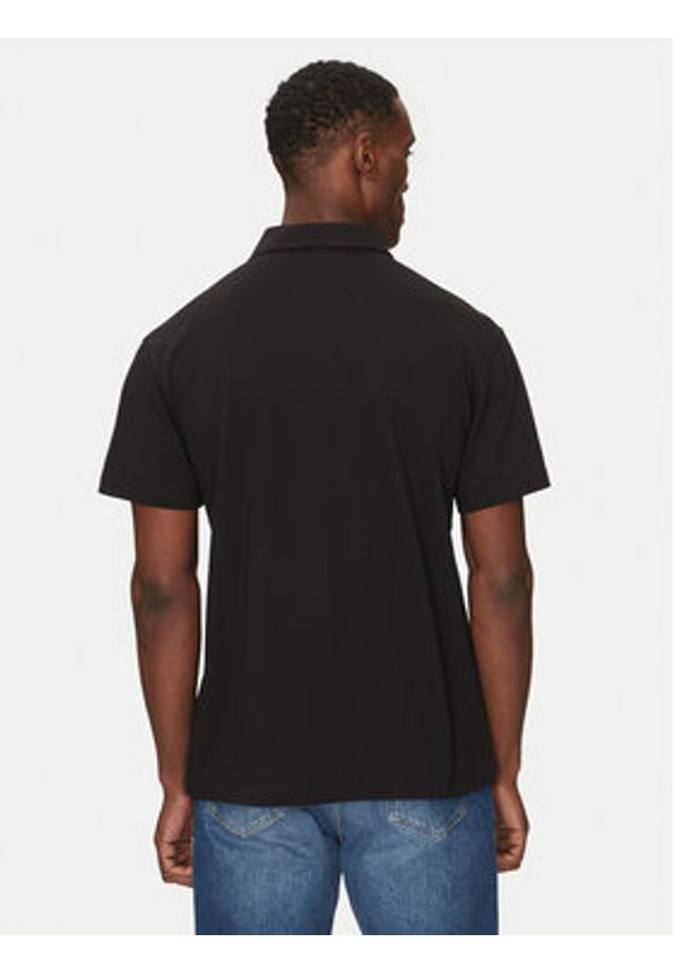 Calvin Klein Jeans Polo Logo Tape J30J327240 Czarny Regular Fit. Typ kołnierza: polo. Kolor: czarny. Materiał: bawełna
