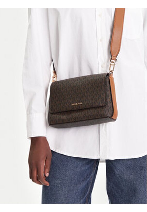 MICHAEL Michael Kors Torebka Nessa 30T5G8ZM1B Brązowy. Kolor: brązowy. Materiał: skórzane