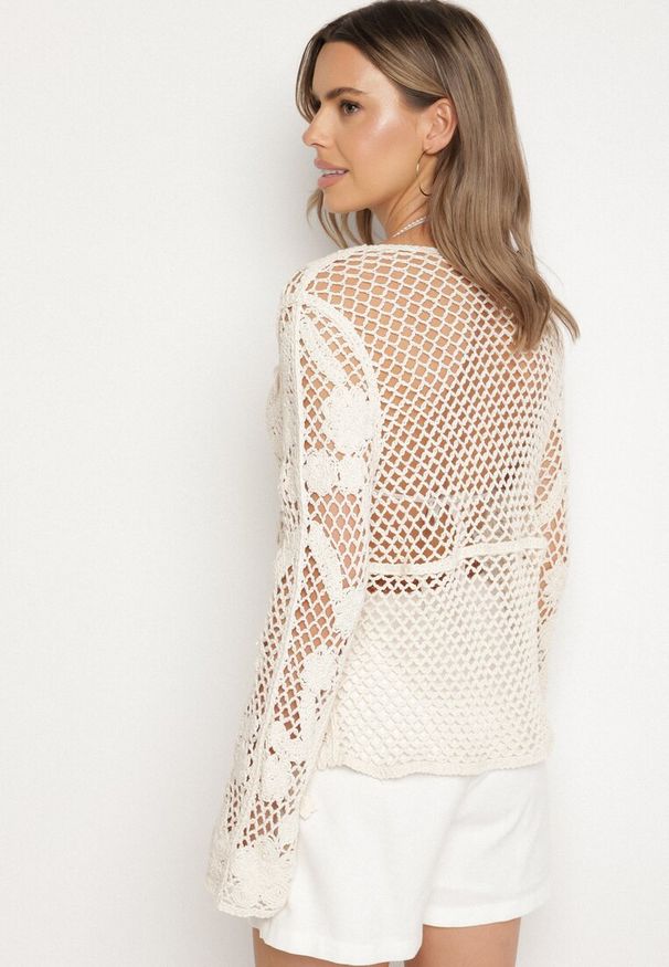 Born2be - Beżowa Ażurowa Bluzka z Bawełny Halerose. Okazja: na co dzień. Kolor: beżowy. Materiał: bawełna. Wzór: ażurowy. Styl: casual, klasyczny