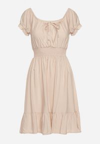 Born2be - Beżowa Wiskozowa Sukienka z Gumkami w Pasie Ściągana przy Dekolcie z Falbanką Tiimamla. Okazja: na co dzień. Kolor: beżowy. Materiał: wiskoza. Długość rękawa: krótki rękaw. Sezon: wiosna, lato. Typ sukienki: proste. Styl: casual #7