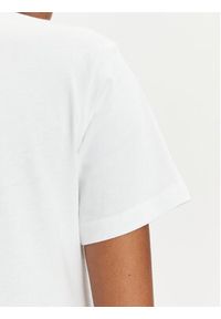 Converse T-Shirt Cherry Star Chevron 10026042-A01 Biały Slim Fit. Kolor: biały. Materiał: bawełna #5