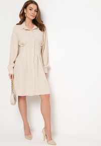 Born2be - Beżowa Taliowana Sukienka Koszulowa Mini Arukini. Kolor: beżowy. Typ sukienki: koszulowe. Długość: mini #3