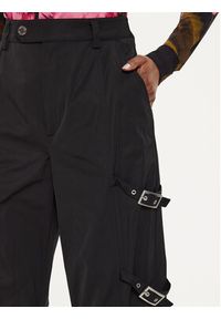 GESTUZ - Gestuz Spodnie materiałowe 10908260 Czarny Regular Fit. Kolor: czarny. Materiał: bawełna