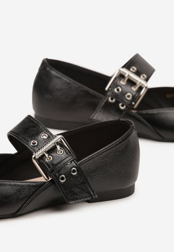 Renee - Czarne Balerinki Vices w Stylu Mary Jane ze Skórzaną Wkładką Rilaneia. Okazja: na co dzień. Kolor: czarny. Materiał: skóra. Wzór: grochy. Styl: casual, klasyczny