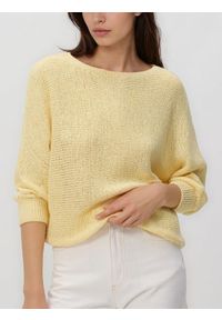 Reserved - Gładki sweter - jasnożółty. Kolor: żółty. Materiał: dzianina. Wzór: gładki