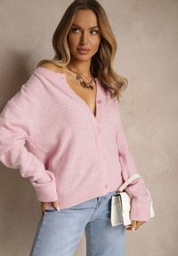Renee - Różowy Klasyczny Kardigan z Zaokrąglonym Dekoltem Reonira. Okazja: na co dzień. Kolor: różowy. Materiał: jeans. Styl: klasyczny #3