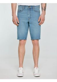 Big-Star - Szorty męskie jeansowe niebieskie Colter 310. Stan: podwyższony. Kolor: niebieski. Materiał: jeans. Długość: krótkie. Sezon: lato. Styl: klasyczny, vintage, wakacyjny #1