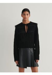 Reserved - Sweter z ozobnymi detalami - czarny. Kolor: czarny. Materiał: wełna, dzianina