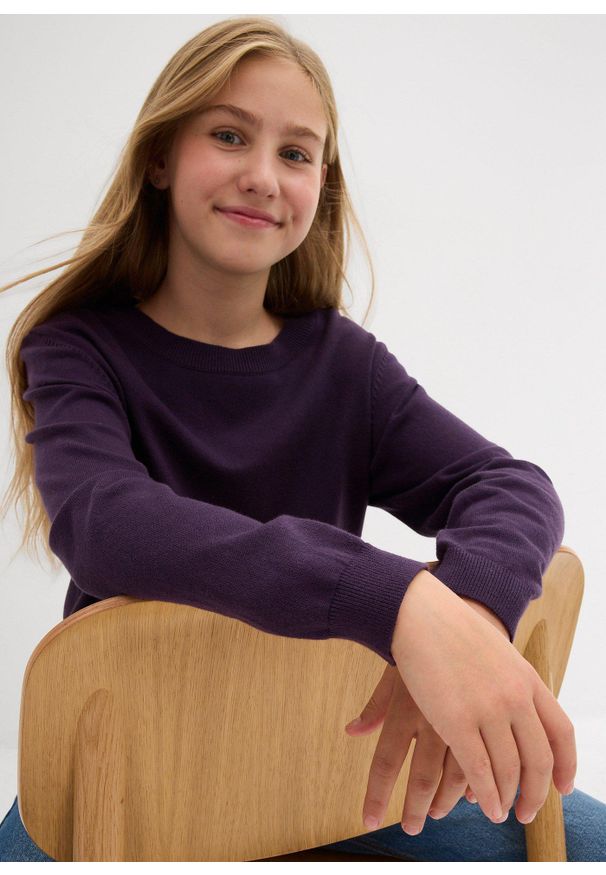 bonprix - Sweter z cienkiej dzianiny. Kolor: fioletowy. Materiał: dzianina