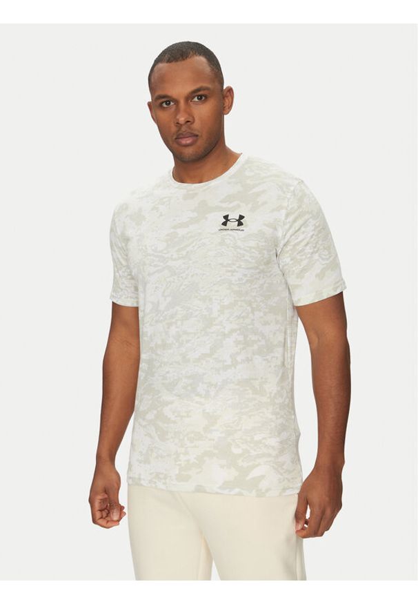 Under Armour T-Shirt ABC 1357727 Biały Regular Fit. Kolor: biały. Materiał: bawełna, syntetyk