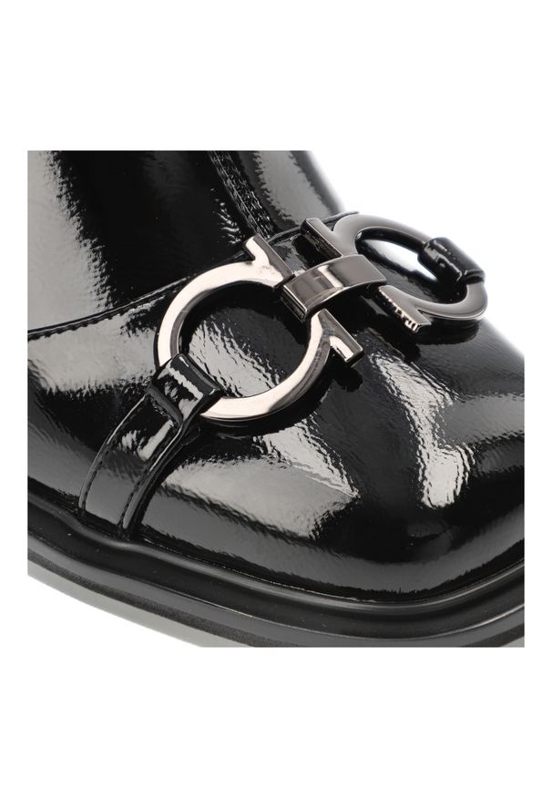 Czarne Botki S.Barski Eleganckie Obuwie Damskie Na Obcasie. Zapięcie: sprzączka. Kolor: czarny. Materiał: lakier. Obcas: na obcasie. Styl: elegancki. Wysokość obcasa: średni