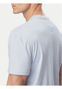 Tommy Jeans T-Shirt DM0DM20744 Niebieski jasny Regular Fit. Kolor: niebieski. Materiał: bawełna #5
