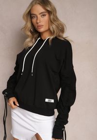 Renee - Czarna Bluza Bawełniana z Kapturem Dolcean. Typ kołnierza: kaptur. Kolor: czarny. Materiał: bawełna. Długość rękawa: długi rękaw. Długość: długie