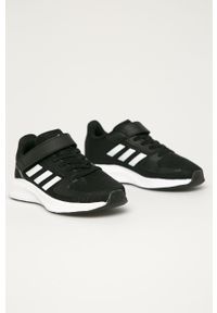 Adidas - adidas - Buty dziecięce Runfalcon 2.0 C. Nosek buta: okrągły. Zapięcie: rzepy. Kolor: czarny. Materiał: syntetyk, materiał, skóra ekologiczna, guma. Szerokość cholewki: normalna #2
