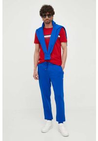 TOMMY HILFIGER - Tommy Hilfiger bluza męska kolor niebieski z nadrukiem. Kolor: niebieski. Materiał: bawełna. Długość: krótkie. Wzór: nadruk #5