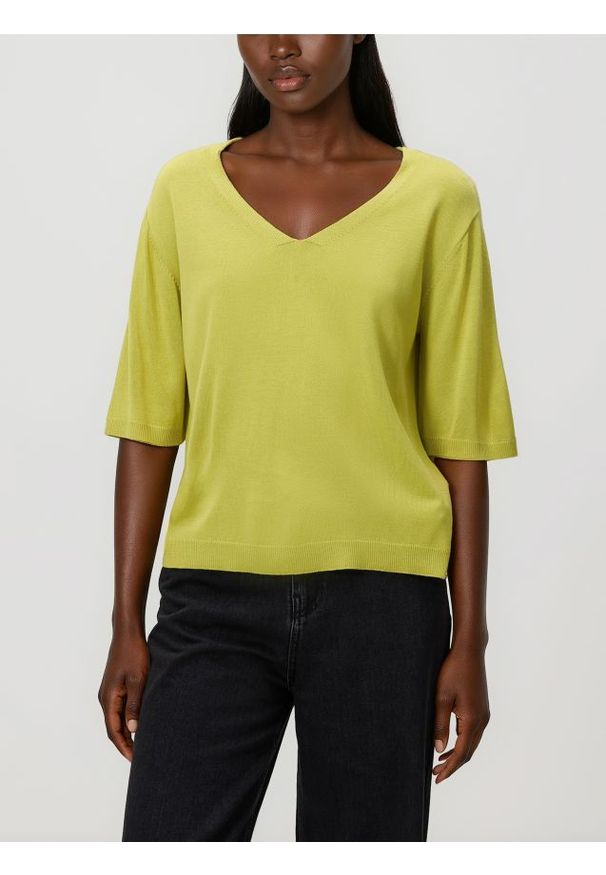 Reserved - Sweter z wiskozą - zielony. Kolor: zielony. Materiał: wiskoza