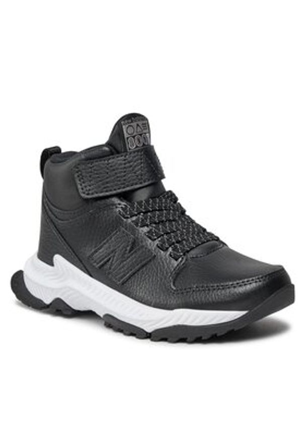 New Balance Sneakersy PT800TB3 Czarny. Kolor: czarny. Materiał: skóra