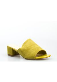 Inna - Klapki zamszowe żółte Sergio Leone. Kolor: żółty. Materiał: zamsz. Styl: elegancki #4