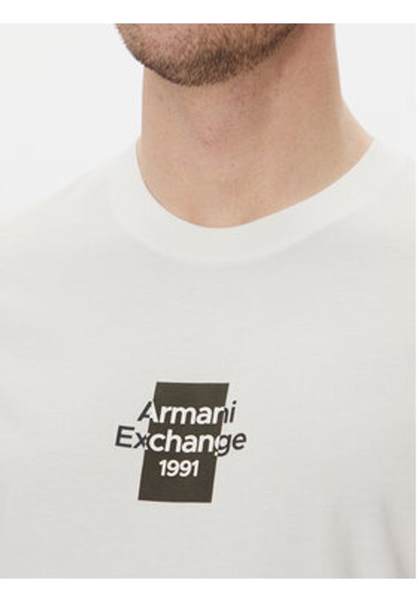 Armani Exchange T-Shirt XM000767 AF12308 U0009 Biały Regular Fit. Kolor: biały. Materiał: bawełna