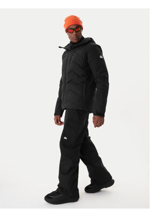 Quiksilver Kurtka narciarska The Edge EQYTJ03504 Czarny Slim Fit. Kolor: czarny. Materiał: syntetyk. Sport: narciarstwo