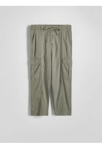 Reserved - Spodnie cargo - jasnozielony. Kolor: zielony. Materiał: bawełna #1
