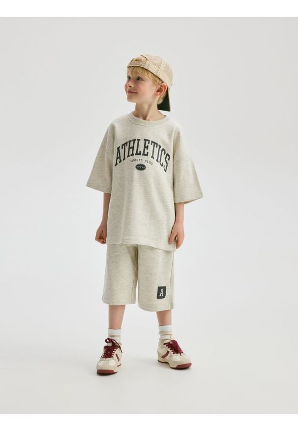 Reserved - Bawełniany komplet z nadrukiem - jasnoszary. Kolor: szary. Materiał: bawełna. Wzór: nadruk