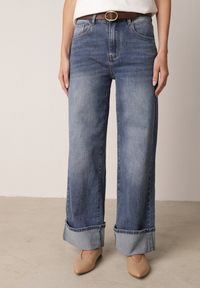 Born2be - Niebieskie Szerokie Jeansy z Wysokim Stanem i Podwiniętymi Nogawkami Jilora. Okazja: na co dzień, na spotkanie biznesowe, do pracy. Stan: podwyższony. Kolor: niebieski. Styl: casual, biznesowy, klasyczny #4