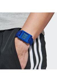 adidas Originals Zegarek Retro Pop Digital Watch AOST23070 Niebieski. Kolor: niebieski. Styl: retro