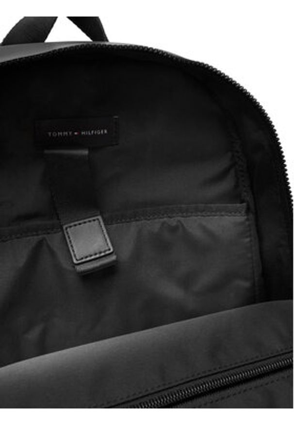 TOMMY HILFIGER - Tommy Hilfiger Plecak Th Flag Backpack AM0AM13984 Czarny. Kolor: czarny. Materiał: skóra